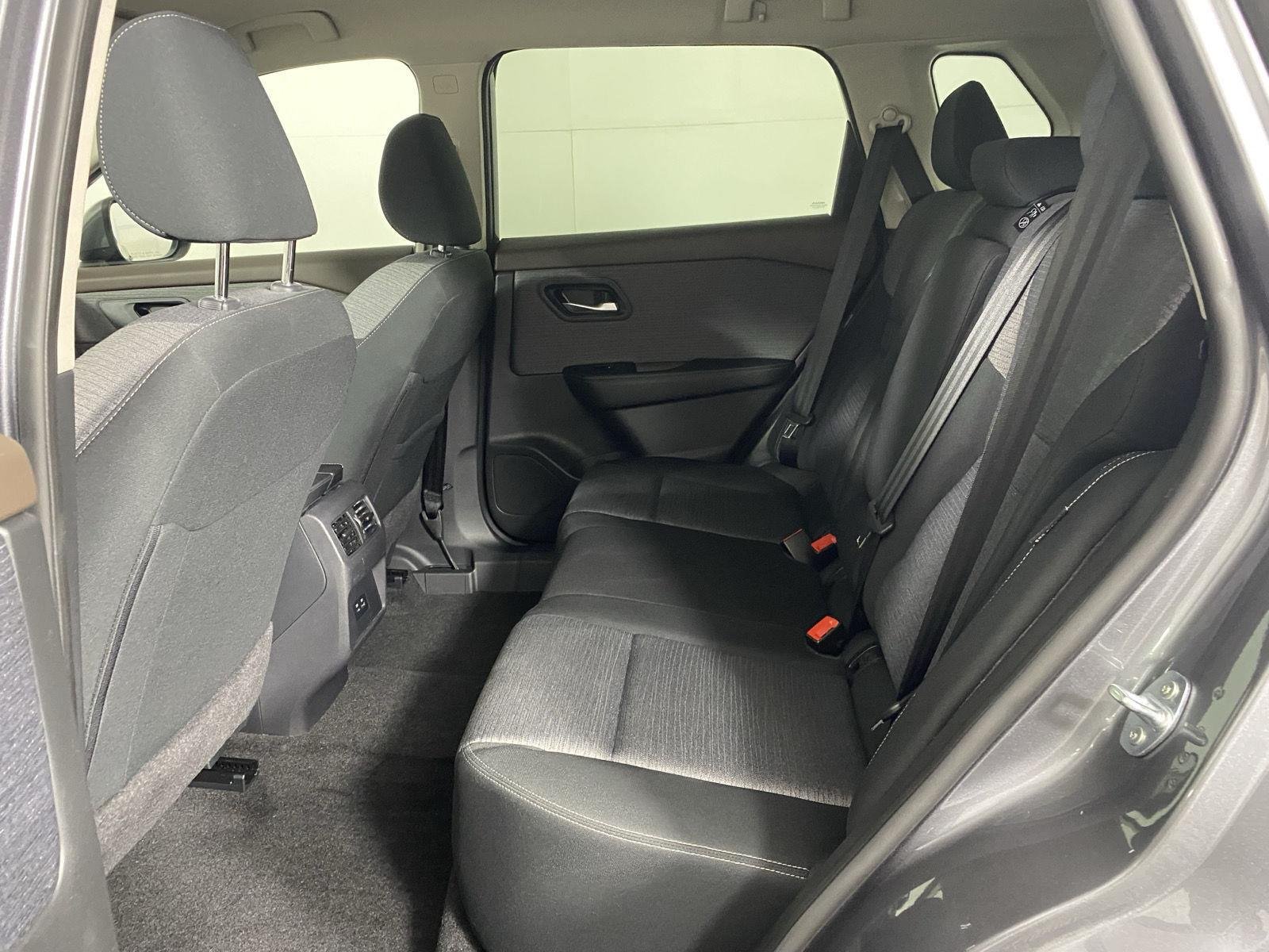 Used 2023 Gun Metallic Nissan SV image 21