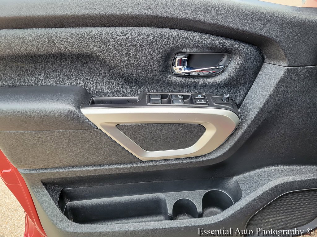 Certified Used 2019 Cayenne Red Metallic Nissan SV image 15