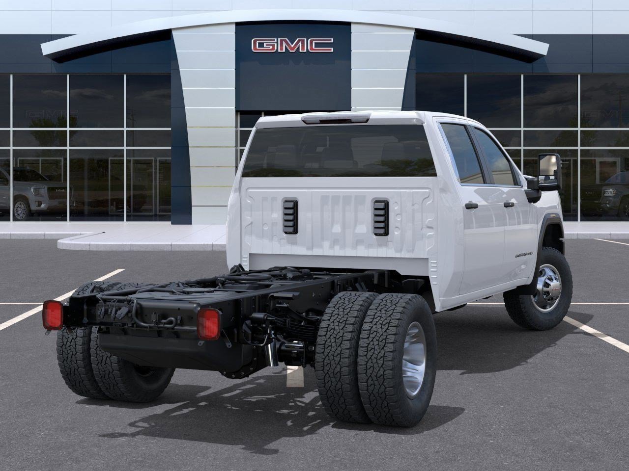 2026 GMC Sierra 3500 Chassis Cab Pro - Photo 4
