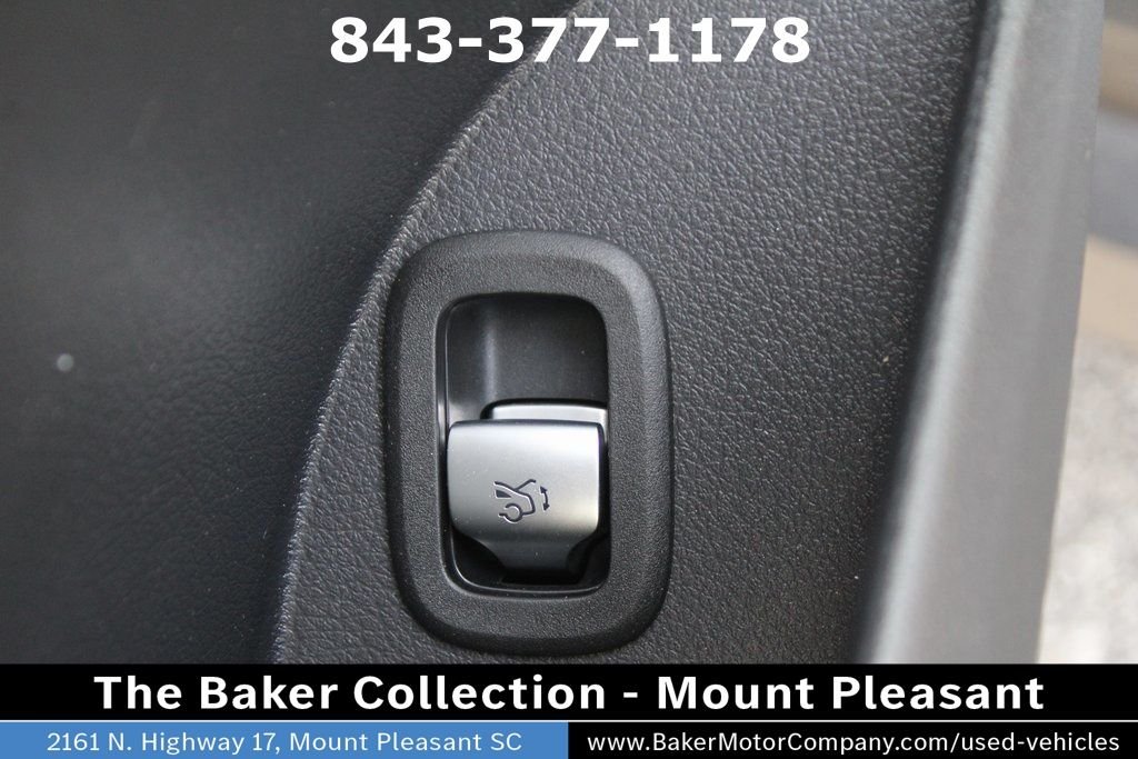 Used 2026 Black Mercedes-Benz GLC 300 image 24