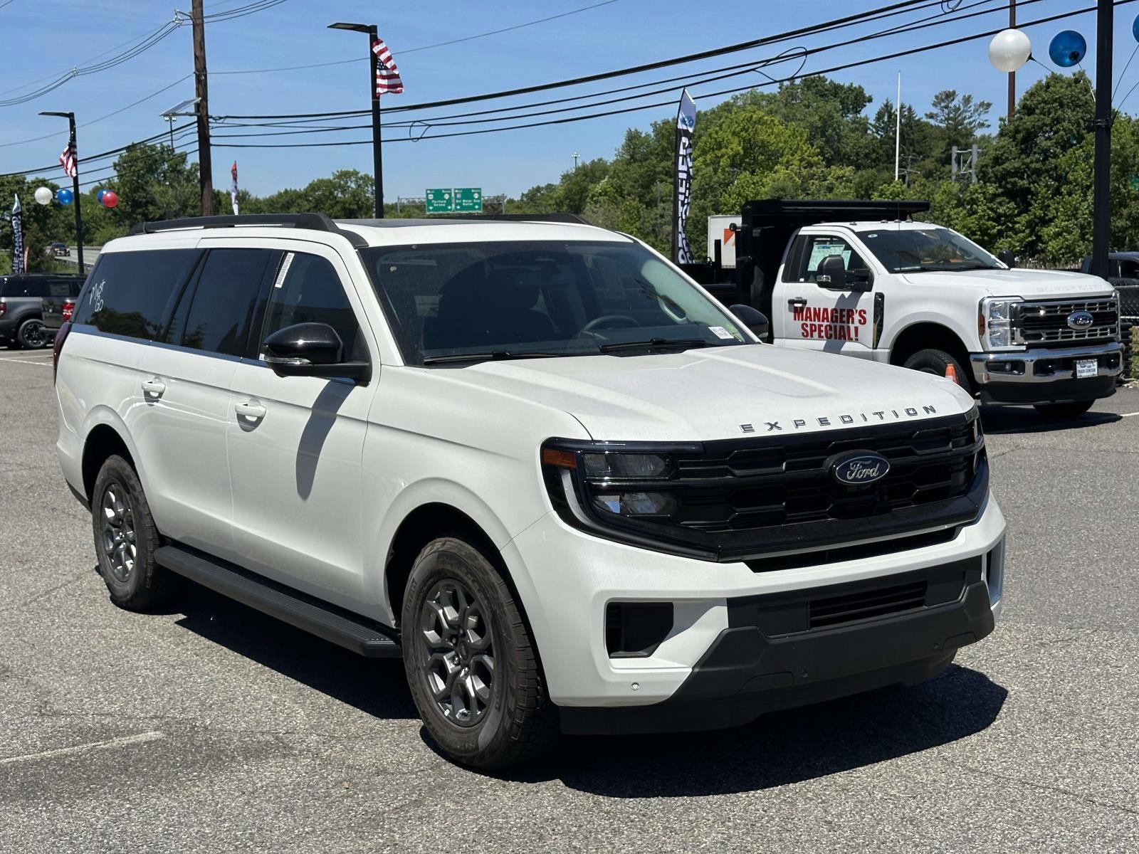 2026 Ford Expedition Active MAX 4x4's photo