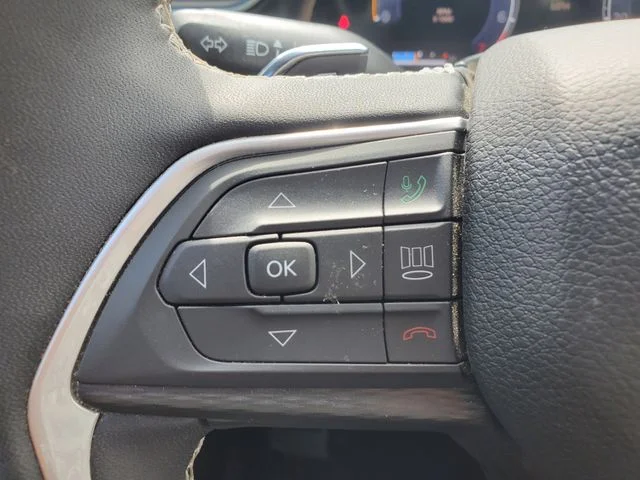 Used 2024 White Jeep Altitude X image 21
