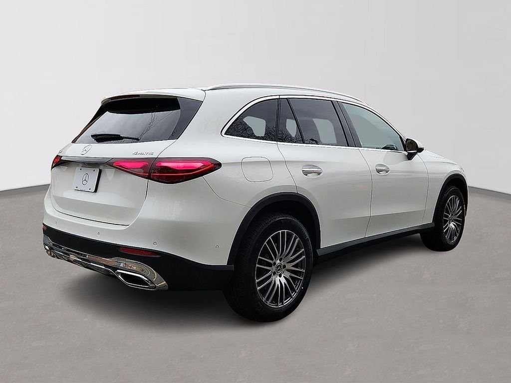 Used 2026 Polar White Mercedes-Benz GLC 300 image 3