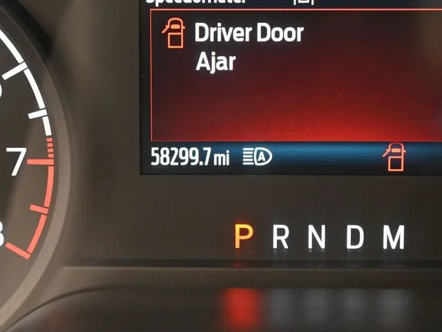 Used 2023 Atlas Blue Metallic Ford XL image 14