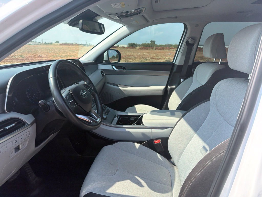 Used 2020 Hyper White Hyundai SEL image 1