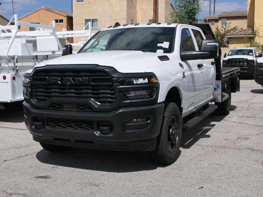 New 2026 Bright White Clearcoat RAM Tradesman image 8