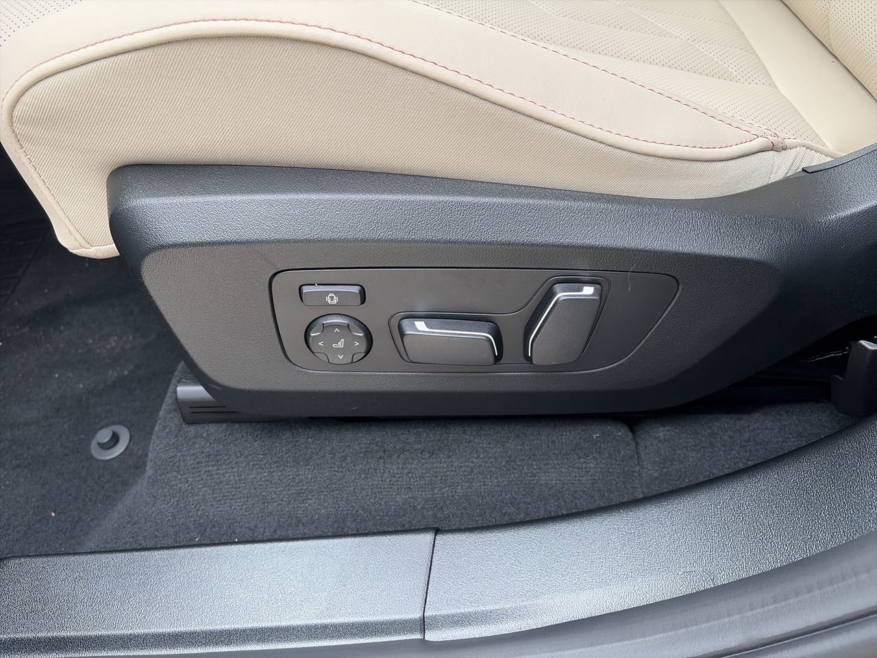 New 2026 Skyscraper Grey Metallic BMW 30 xDrive image 15