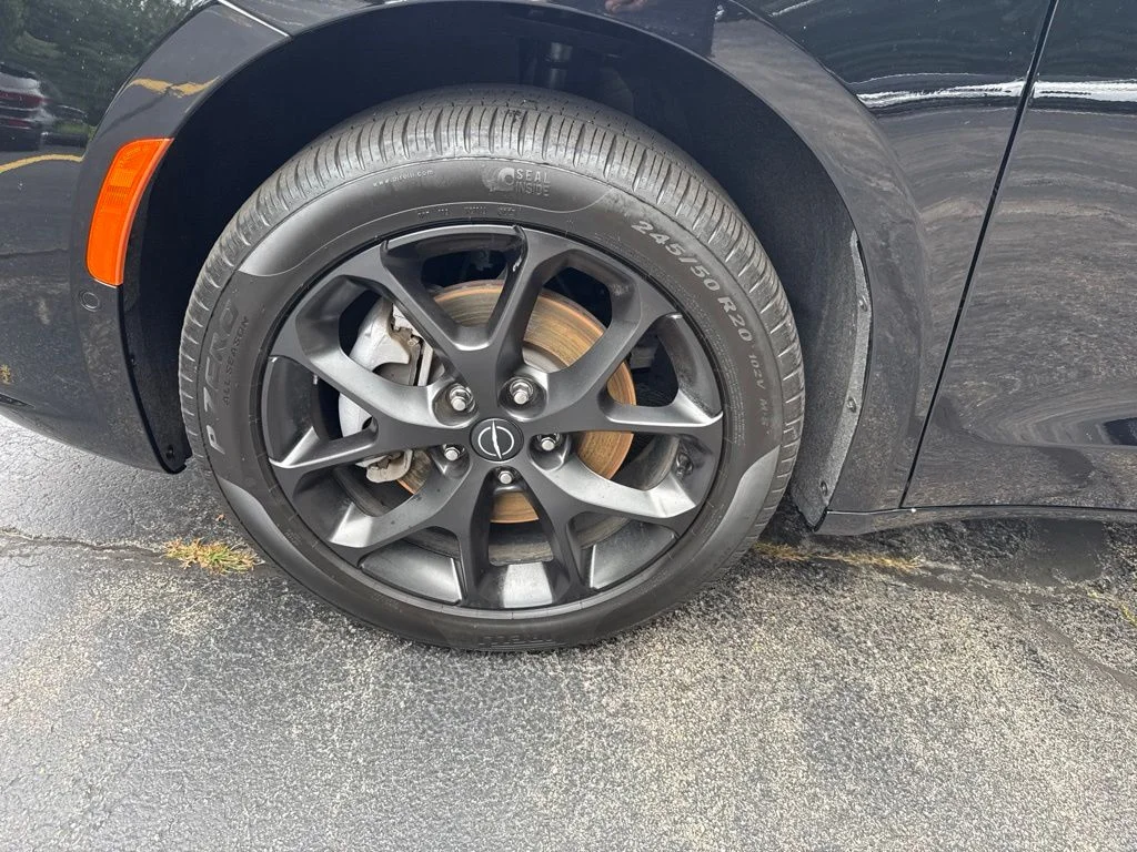 2026 Chrysler Pacifica Limited - Photo 11