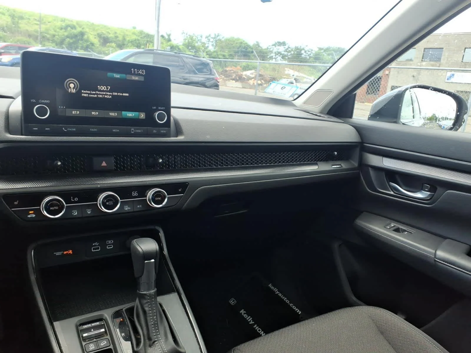 2024 Honda CR-V EX - Photo 17
