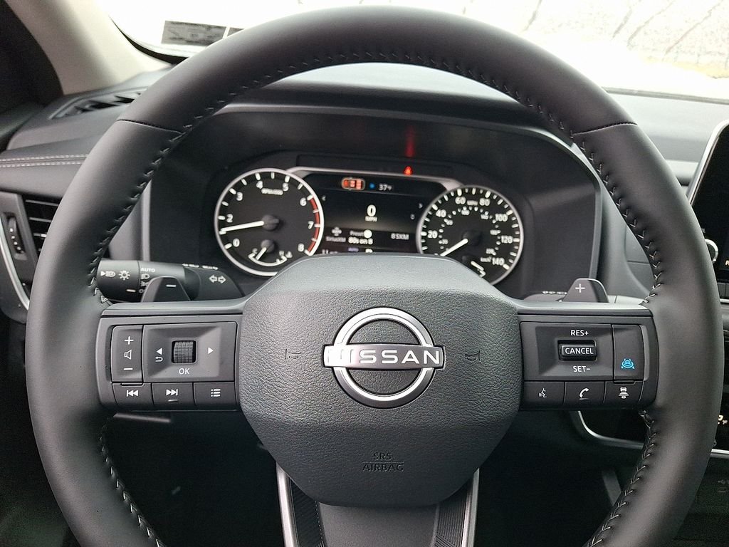 2026 Nissan Rogue — photo 13