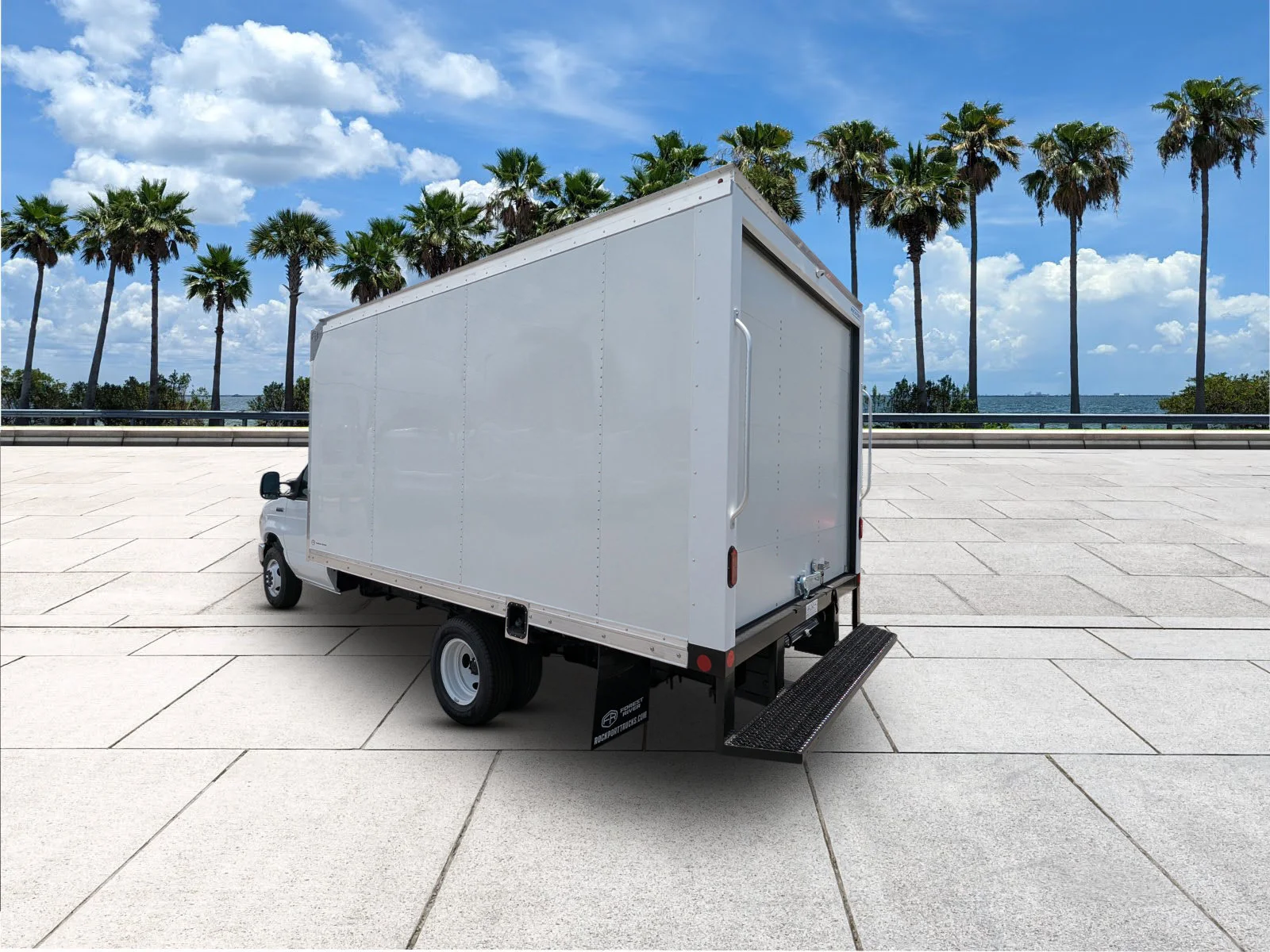 New 2026 Oxford White Ford E-350 SRW image 7