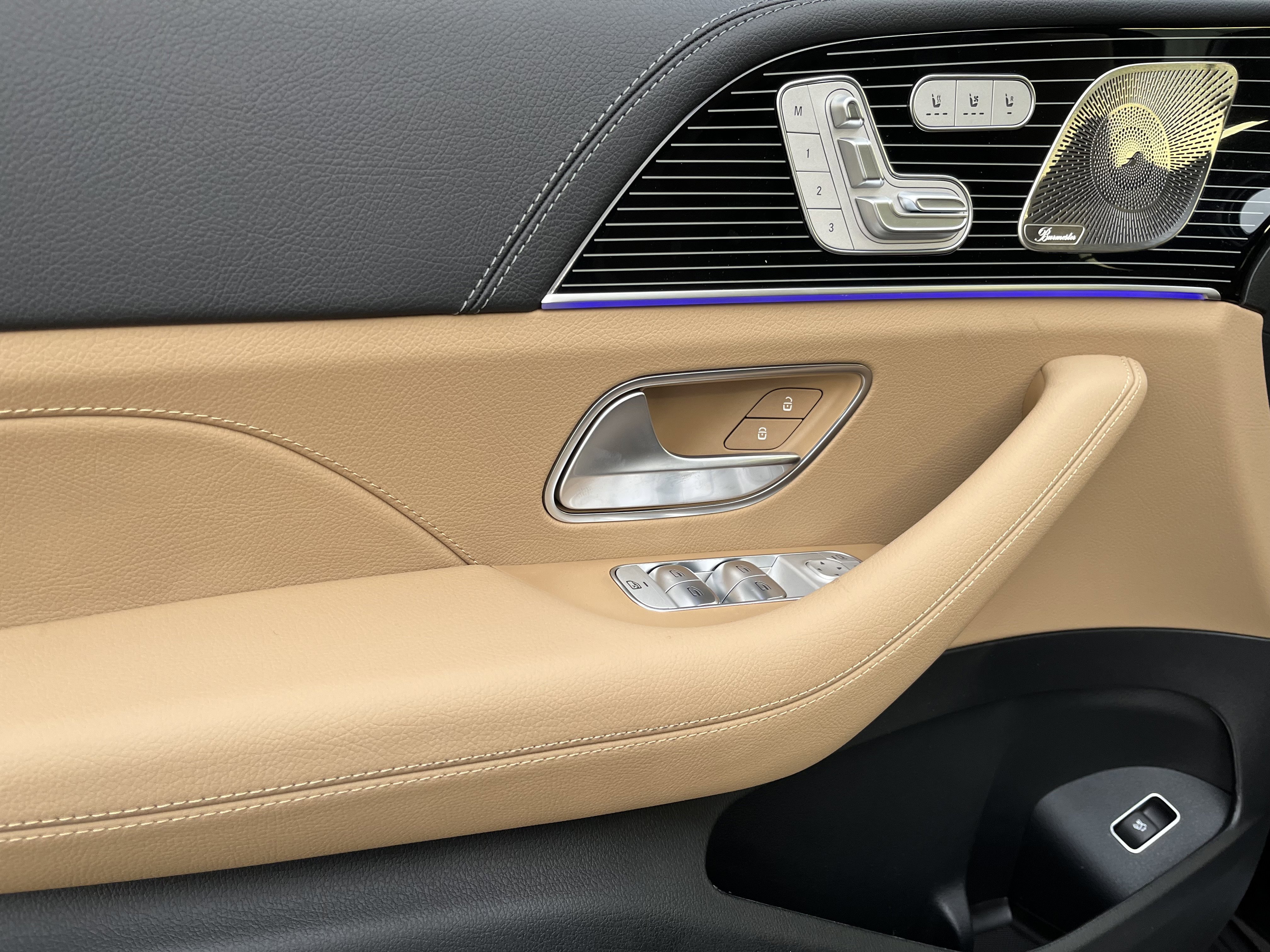 New 2026 Obsidian Black Metallic Mercedes-Benz GLS 450 image 40