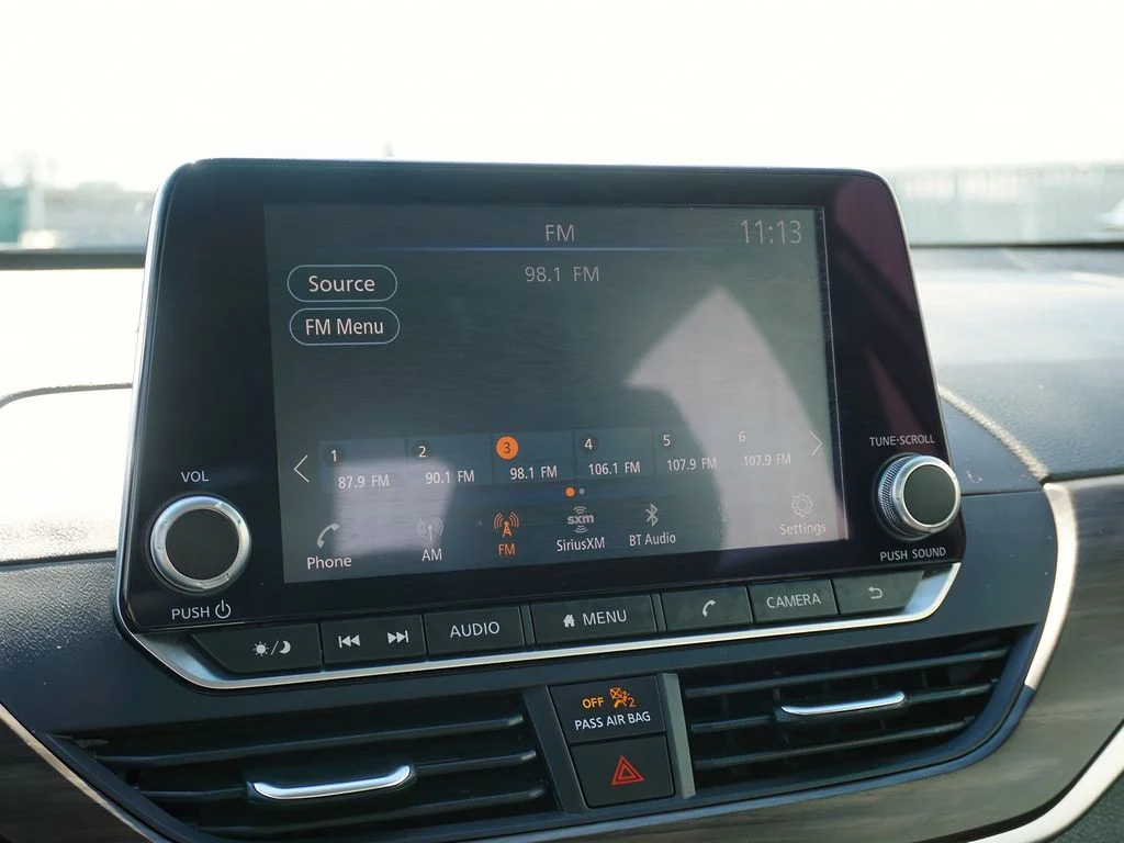 2025 Nissan Altima SV - Photo 32