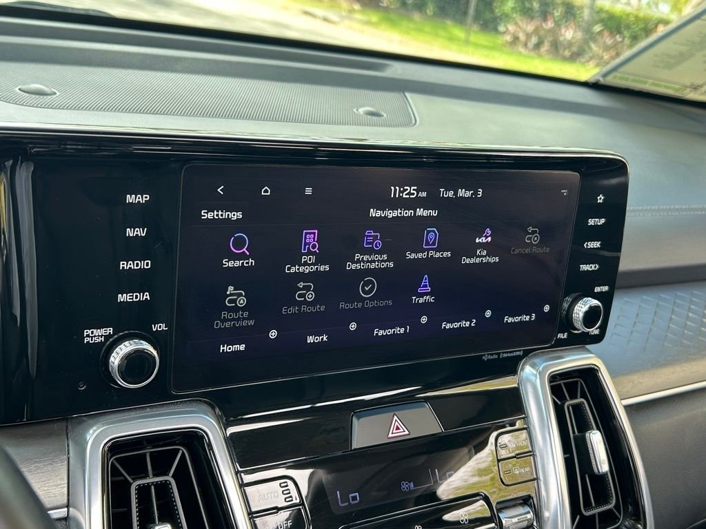 2023 Kia Sorento SX - Photo 22