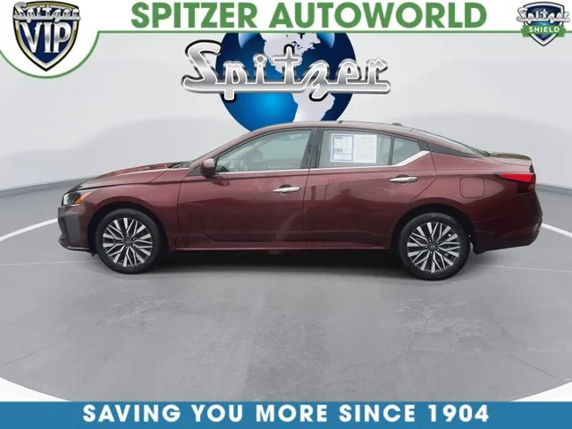 Used 2023 Red Nissan 2.5 SV image 6