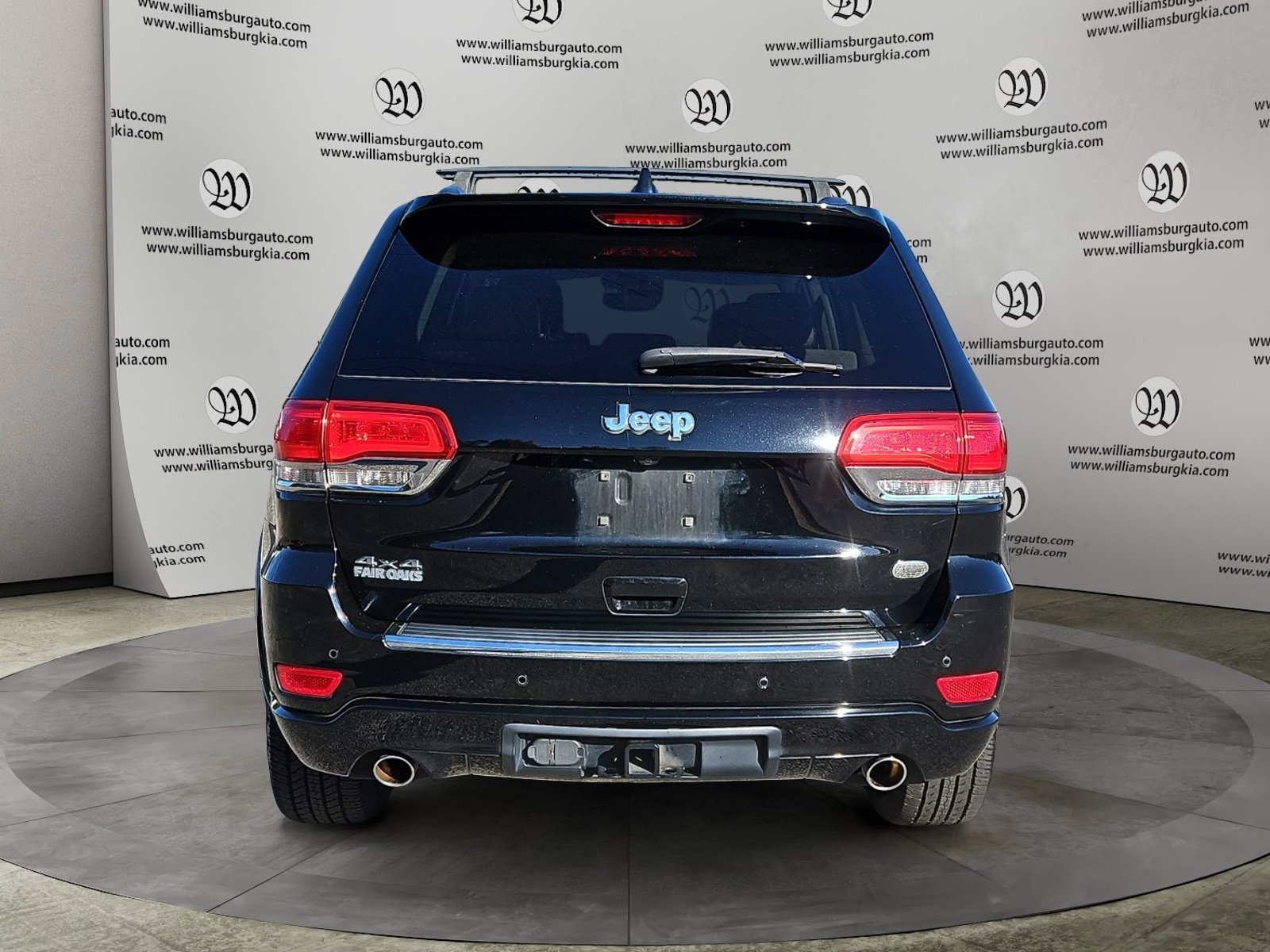 Used 2017 Black Jeep Overland image 4