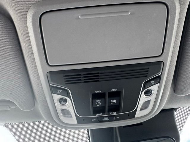 Certified Used 2023 Modern Steel Metallic Honda RTL image 32