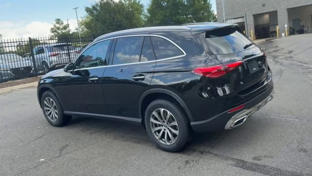 New 2027 Black Mercedes-Benz GLC 300 image 8