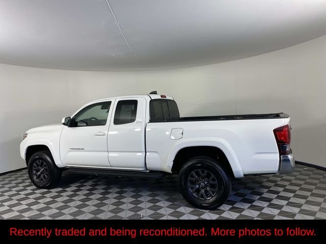 Used 2023 White Toyota SR5 image 5