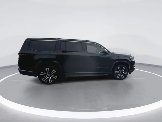 Used 2022 Black Jeep Series I image 13