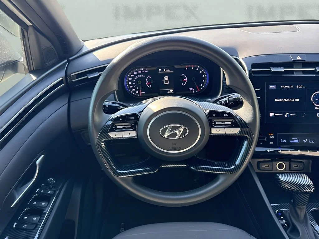 Used 2024  Hyundai SEL image 19
