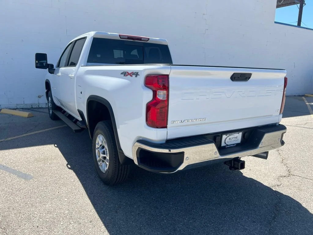 New 2026 Summit White Chevrolet LT image 3