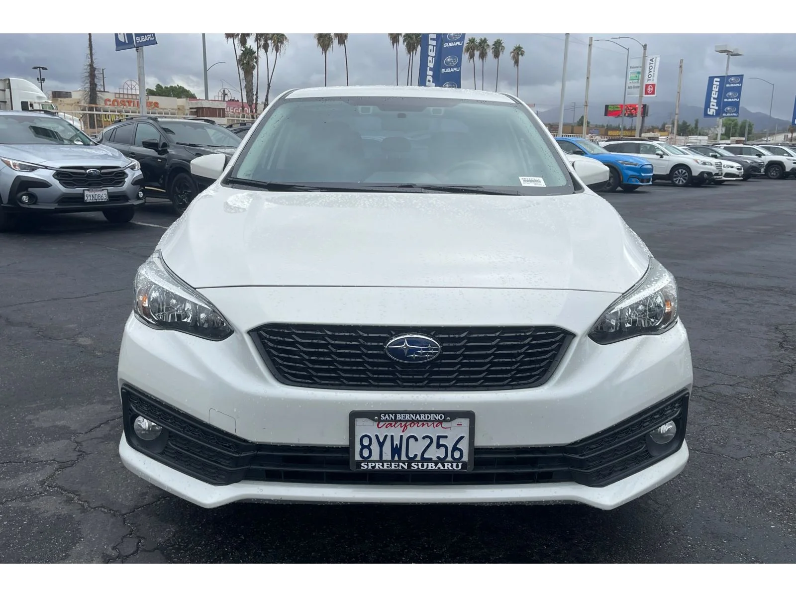 Used 2022 Crystal White Pearl Subaru Premium image 9