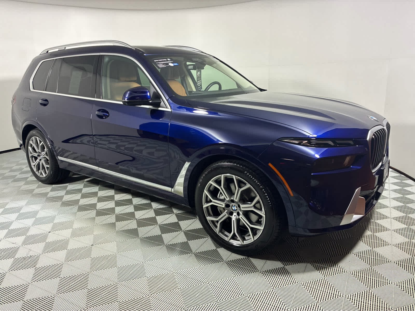 Certified Used 2024 Tanzanite Blue II Metallic BMW xDrive40i image 5