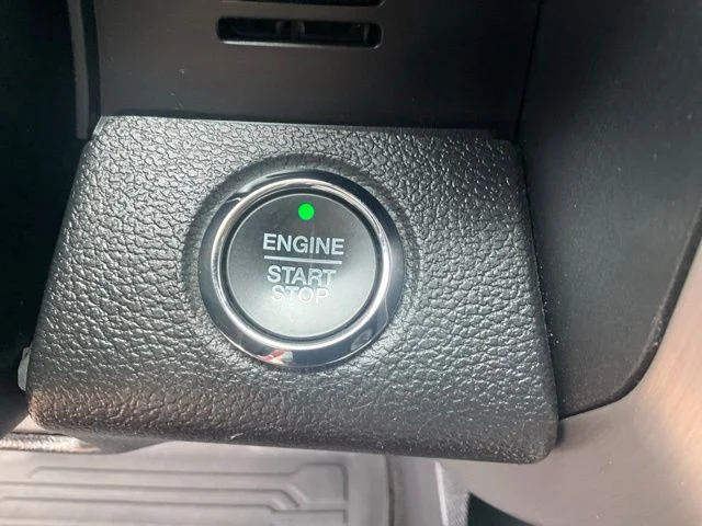 Used 2018 Black Ford Platinum image 14