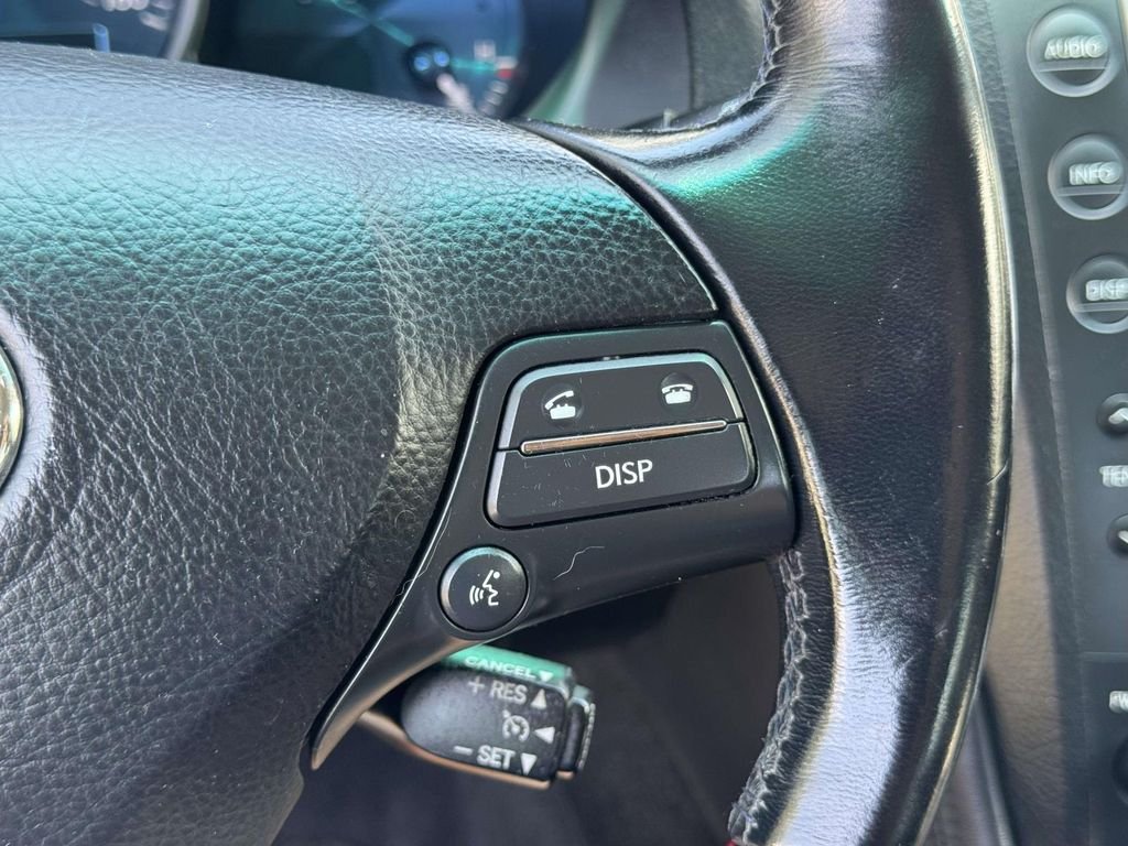 Used 2009 Silver Lexus 350 image 12