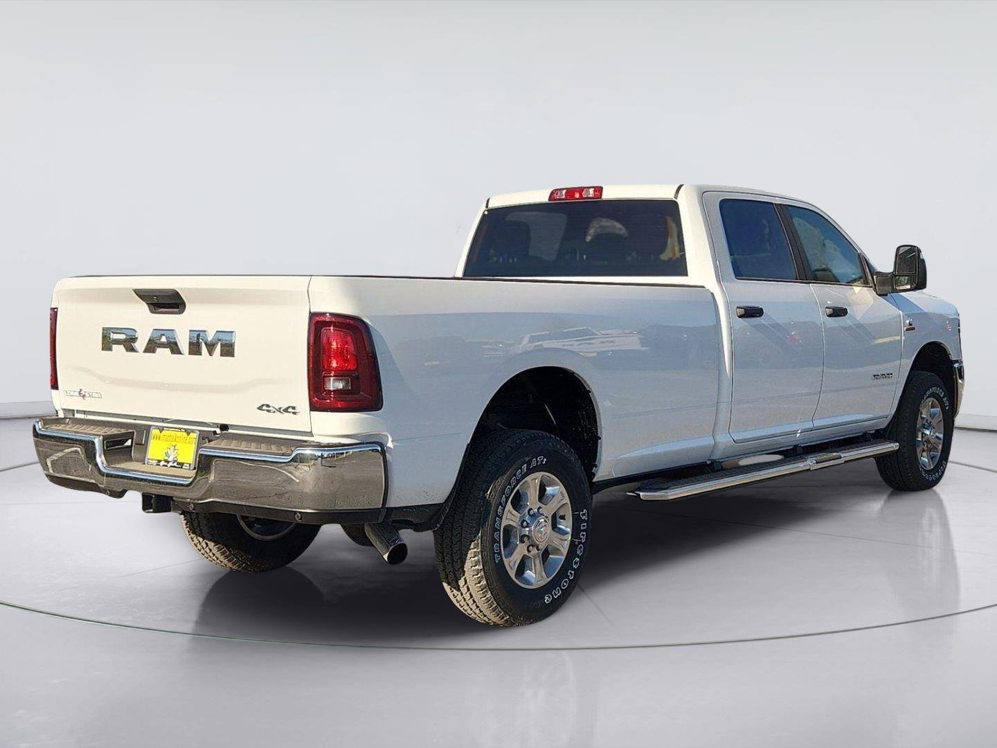 New 2026 Bright White Clear-Coat Exterior Paint RAM Lone Star image 5