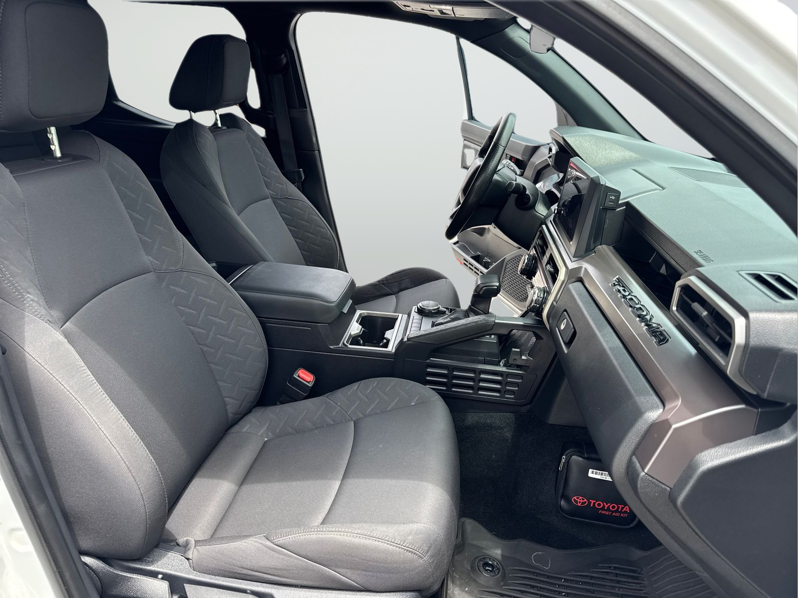 Used 2024 White Toyota SR5 image 35