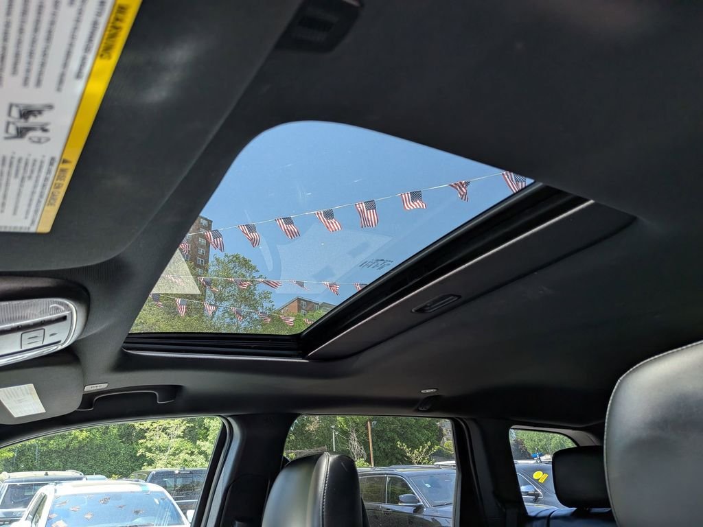 Used 2021 Blue Jeep Limited image 23
