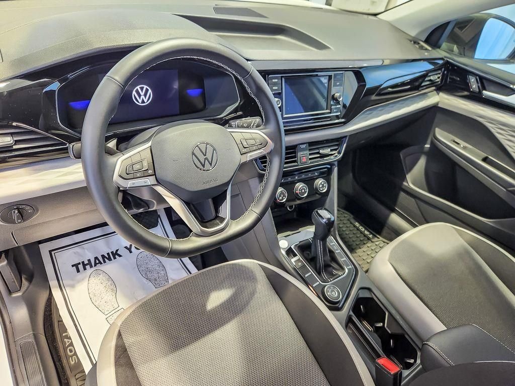 Used 2023 Pure White Volkswagen 1.5T S image 8