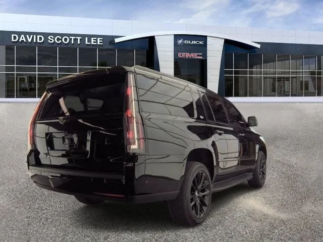 Used 2019 BLACK RAVEN Cadillac Premium Luxury image 4