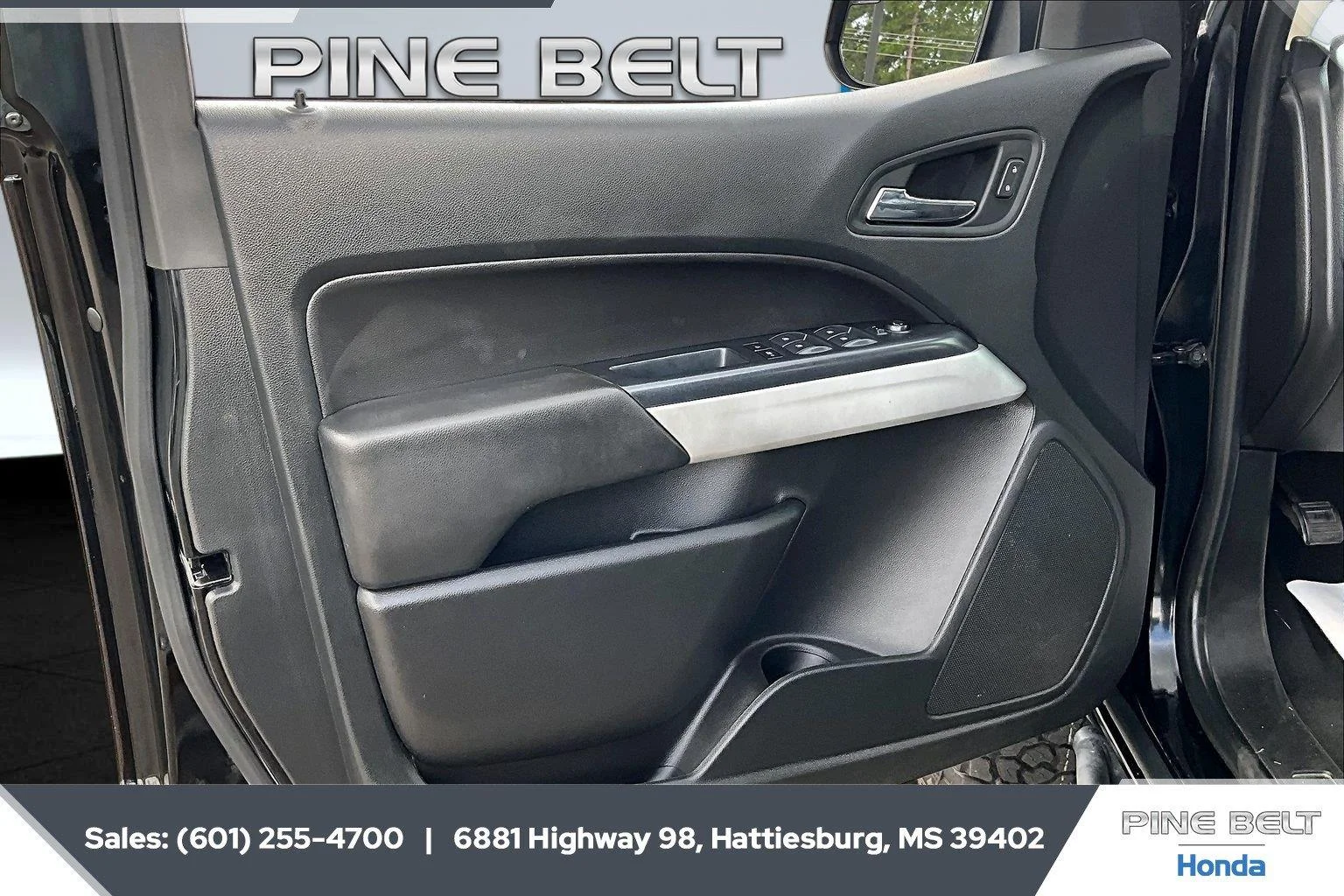 Used 2022 Black Chevrolet 4WD ZR2 image 17