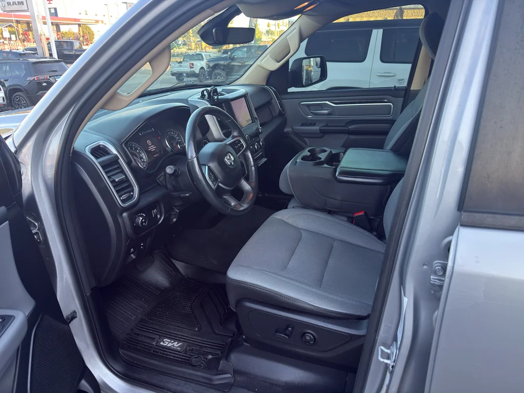 Used 2020 Billet Silver Metallic Ram Big Horn image 20