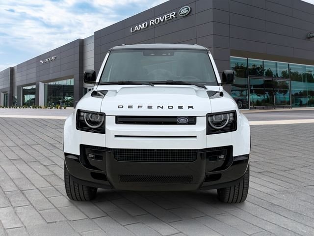 New 2026 Fuji White Land Rover X-Dynamic SE image 8
