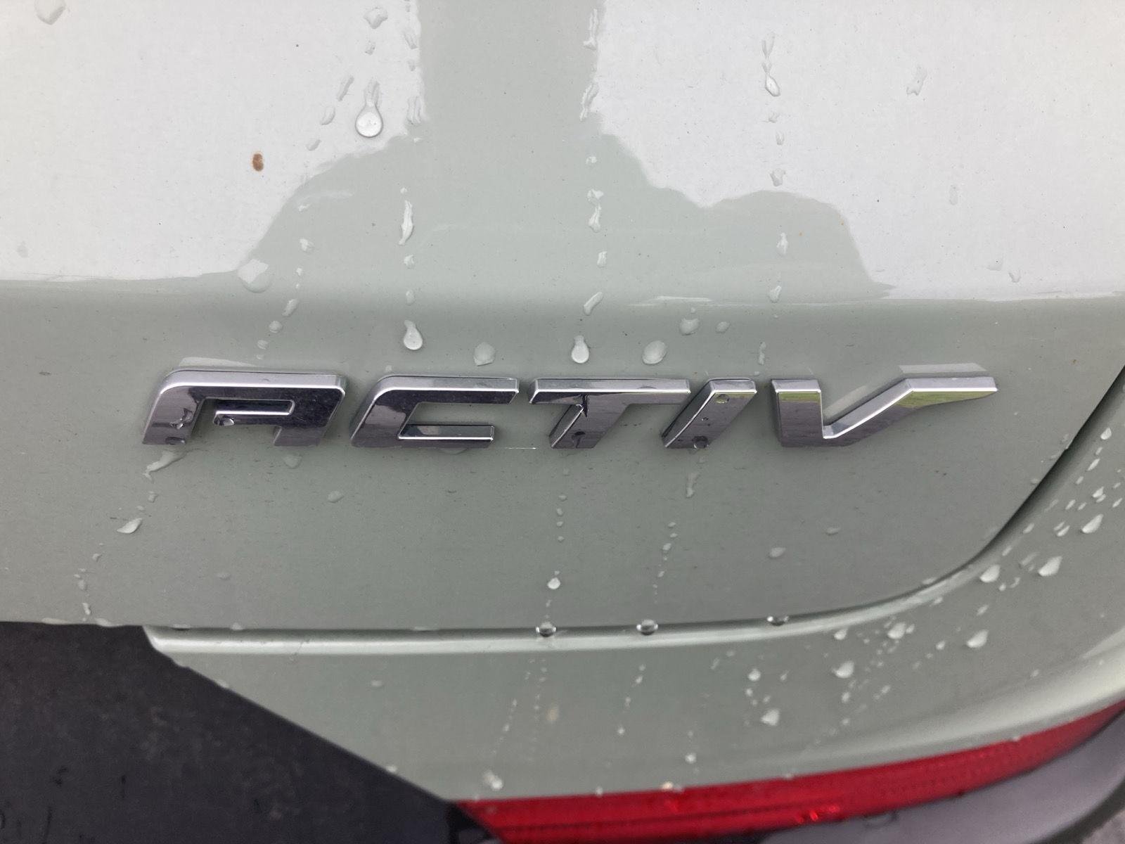 Used 2024 Cacti Green Chevrolet ACTIV image 12