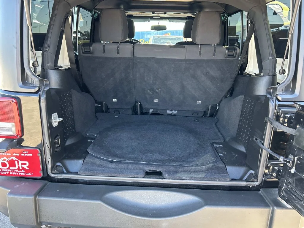 Used 2018 Black Jeep Unlimited Sport image 18