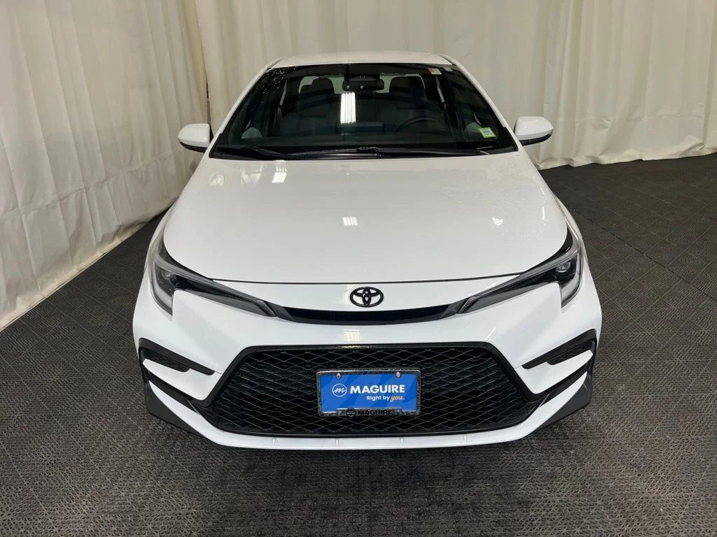 Used 2023 White Toyota SE image 31