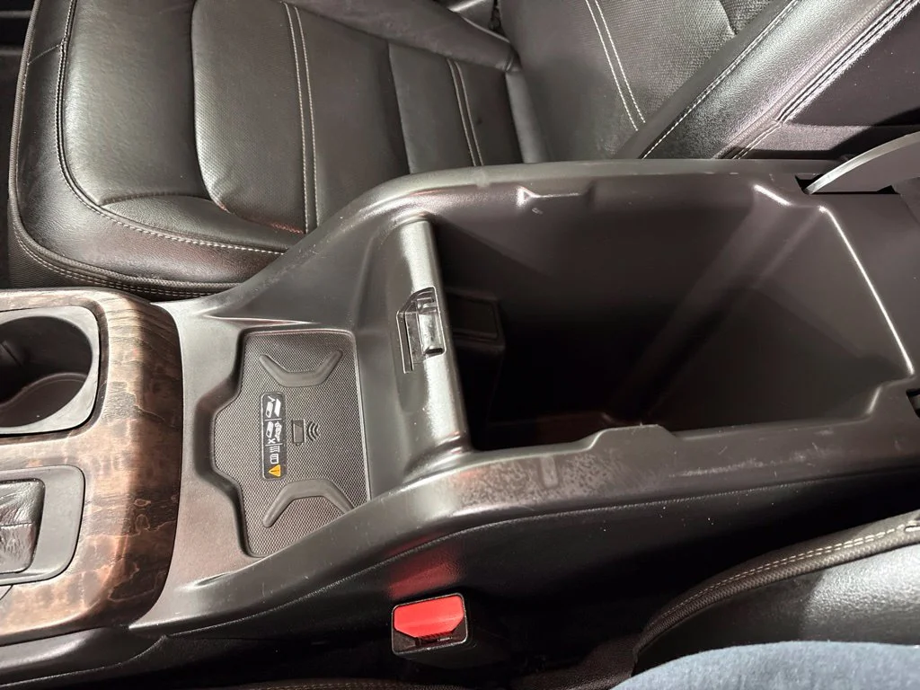Used 2021 Green GMC Denali image 44