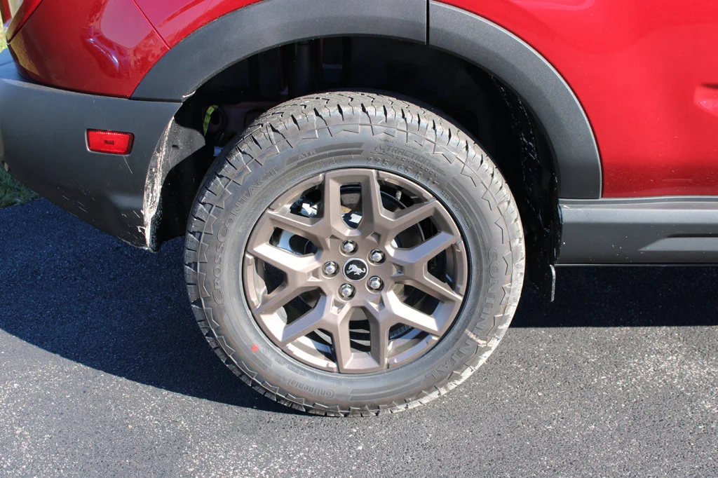 New 2026 Ruby Red Metallic Tinted Clearcoat Ford Badlands® image 18