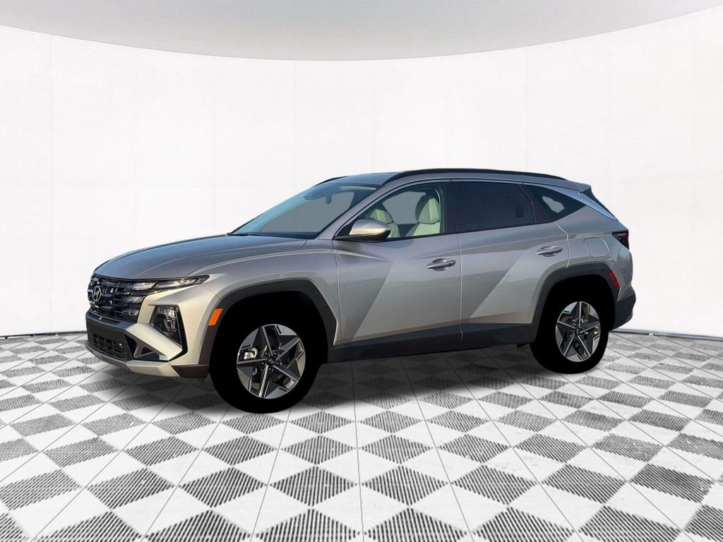New 2026 Silver Hyundai SEL image 2