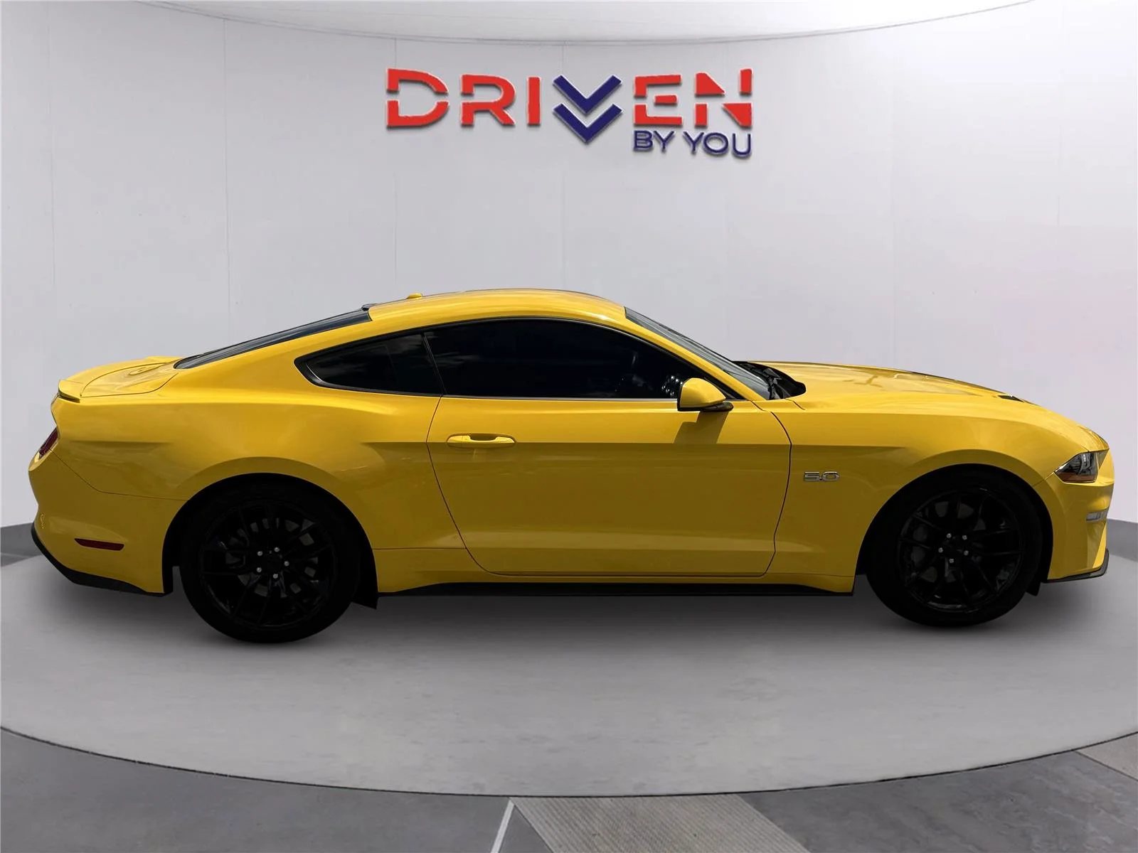 Used 2018 Triple Yellow Tri-Coat Ford GT image 3