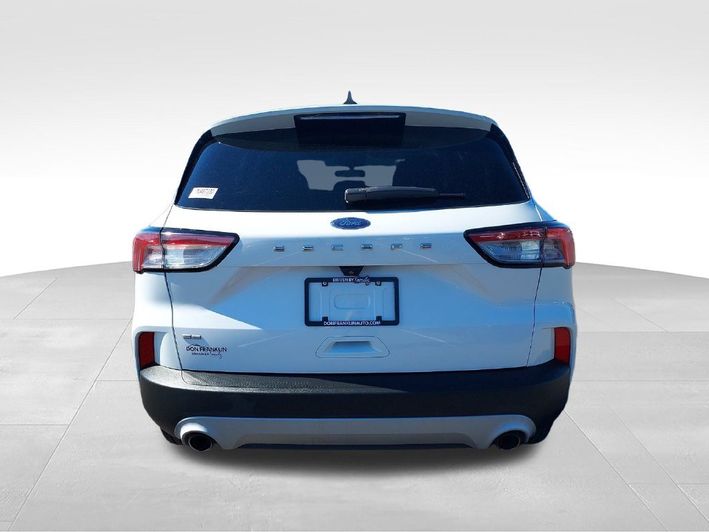 Used 2021 White Ford SE image 4