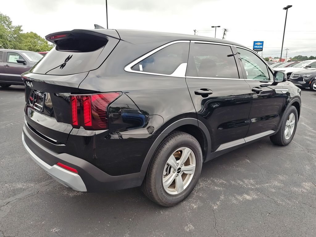 Used 2026 Black Kia LX image 5