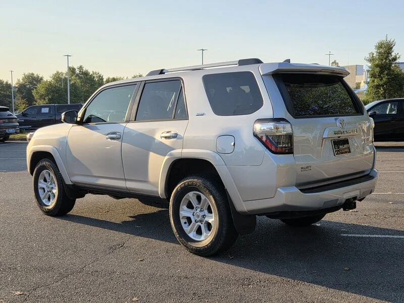 Used 2024 Classic Silver Metallic TOYOTA SR5 image 3