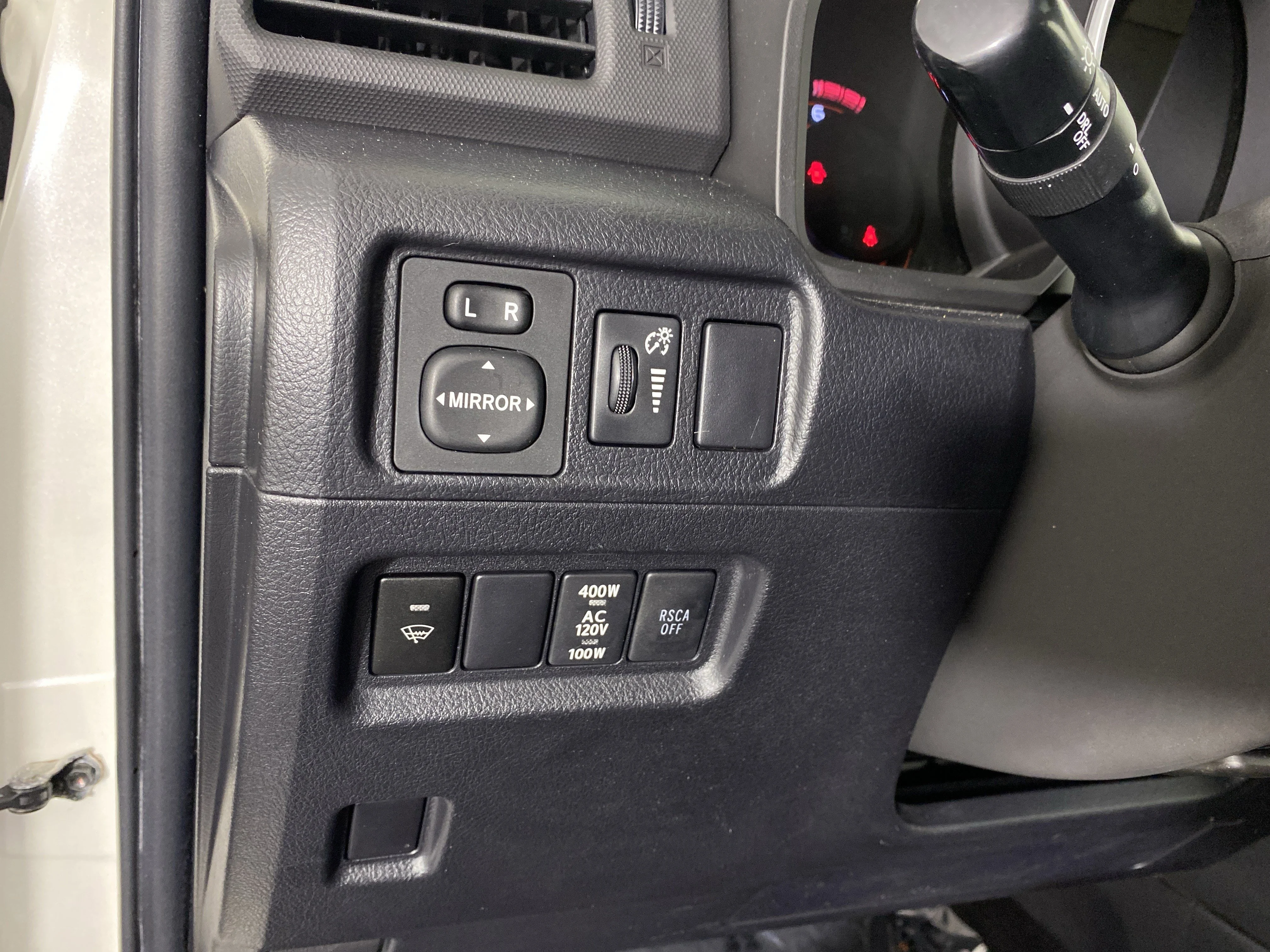 Used 2011 Blizzard Pearl Toyota Limited image 25