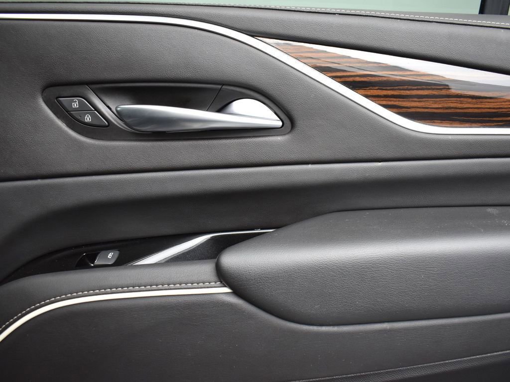 2021 CADILLAC ESCALADE - Image 32